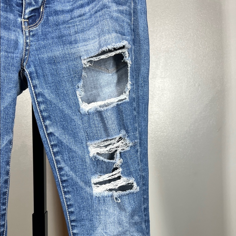 American Eagle Outfitters Ripped Skinny Jeans in Blue - Picture 5 of 9